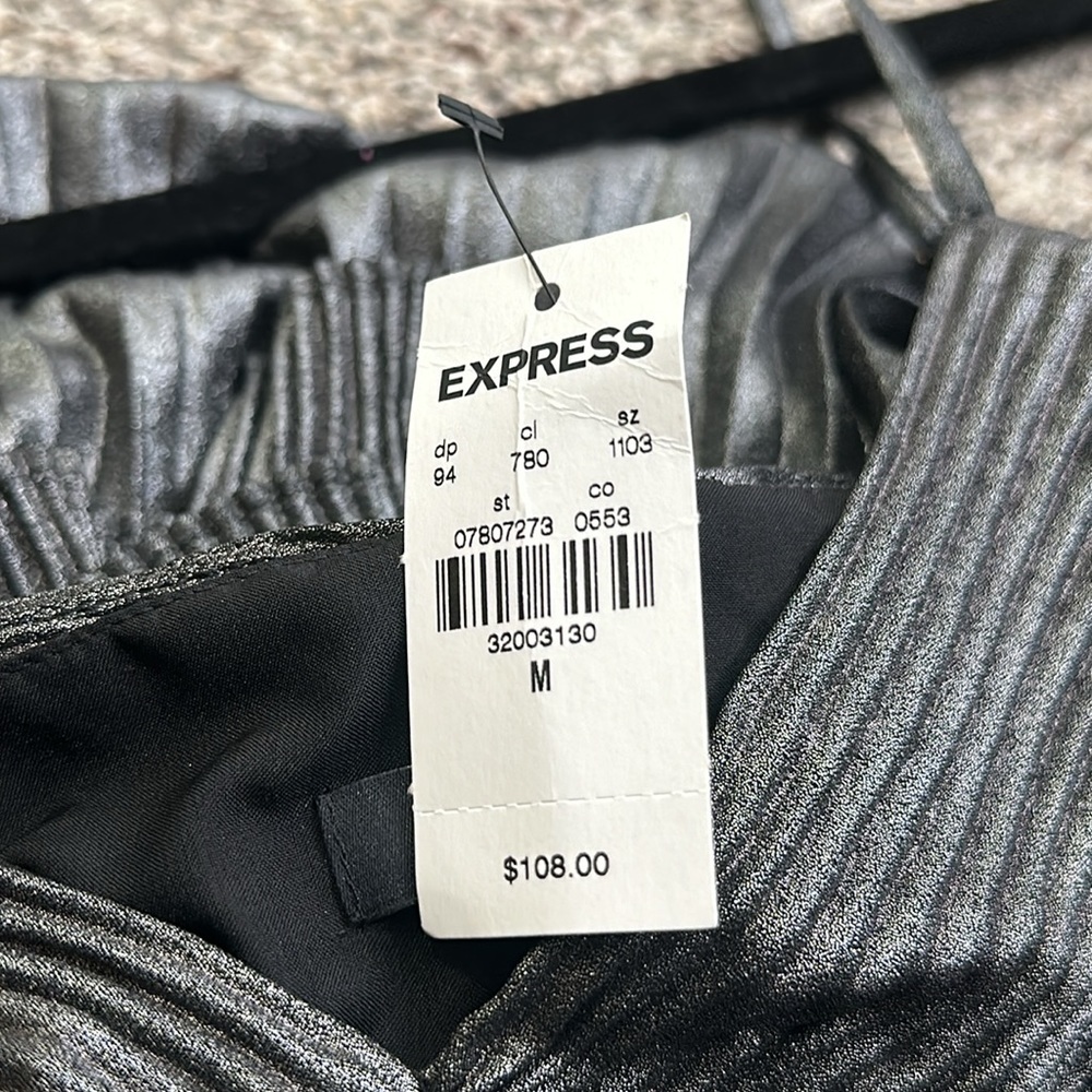 Express now metallic pleated mini dress size medium new - Picture 12 of 12